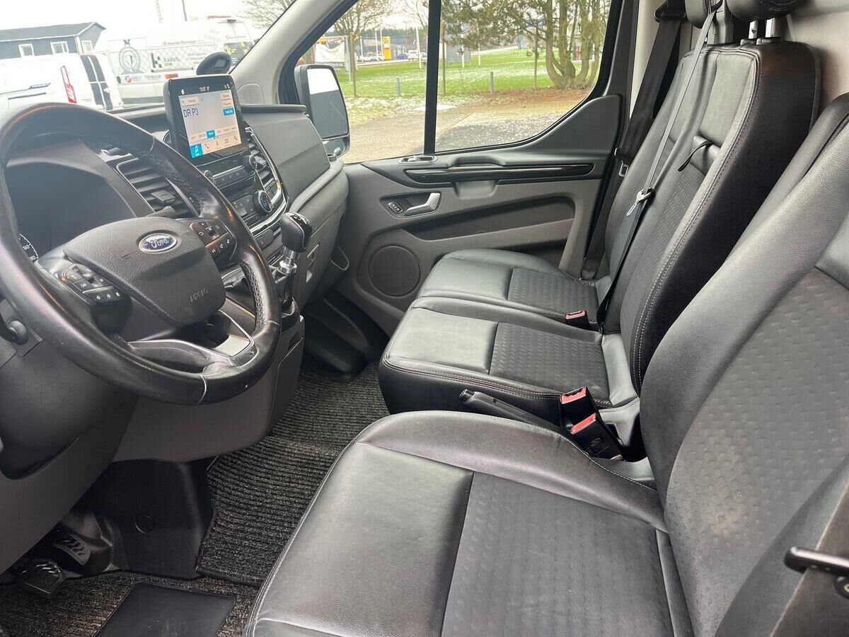 Billede af Ford Transit Custom 320 L2H1 2,0 TDCi Sport 185HK Van 6g