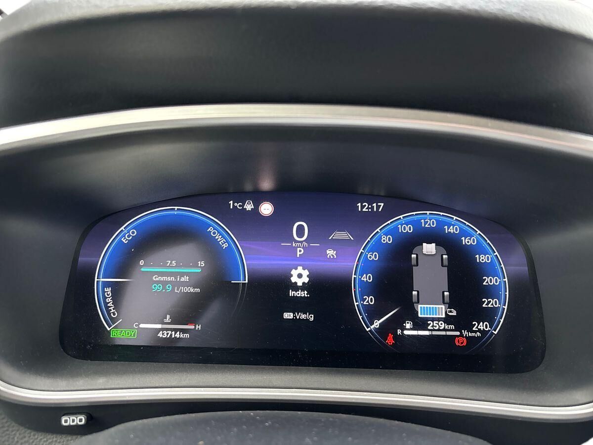 Billede af Toyota Corolla Cross 2,0 Hybrid Style Comfort E-CVT 197HK 5d Aut.