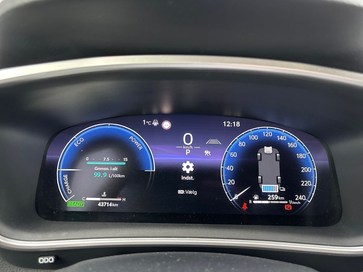 Billede af Toyota Corolla Cross 2,0 Hybrid Style Comfort E-CVT 197HK 5d Aut.