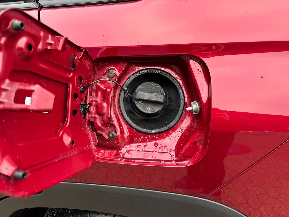 Billede af Toyota Corolla Cross 2,0 Hybrid Style Comfort E-CVT 197HK 5d Aut.