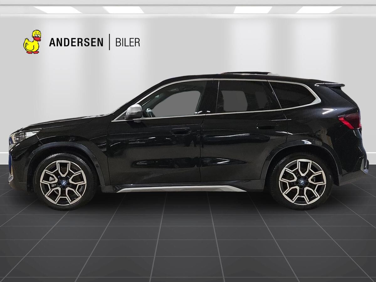 Billede af BMW iX1 xDrive30 EL xLine 4x4 313HK 5d Aut.