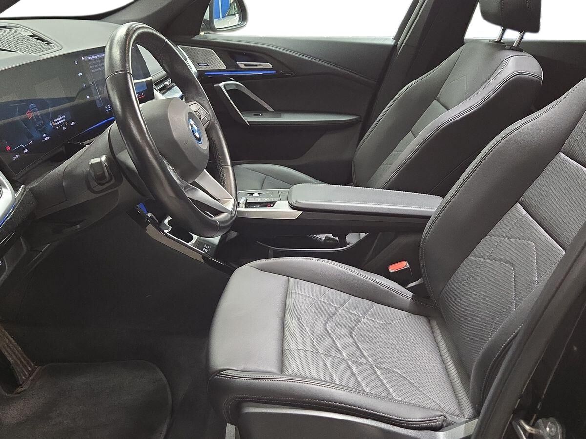 Billede af BMW iX1 xDrive30 EL xLine 4x4 313HK 5d Aut.