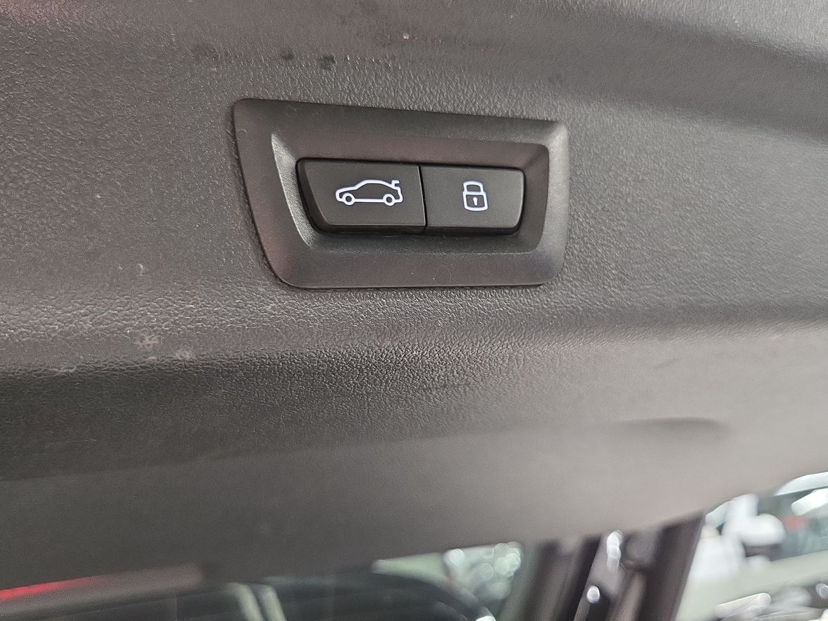 Billede af BMW iX1 xDrive30 EL xLine 4x4 313HK 5d Aut.