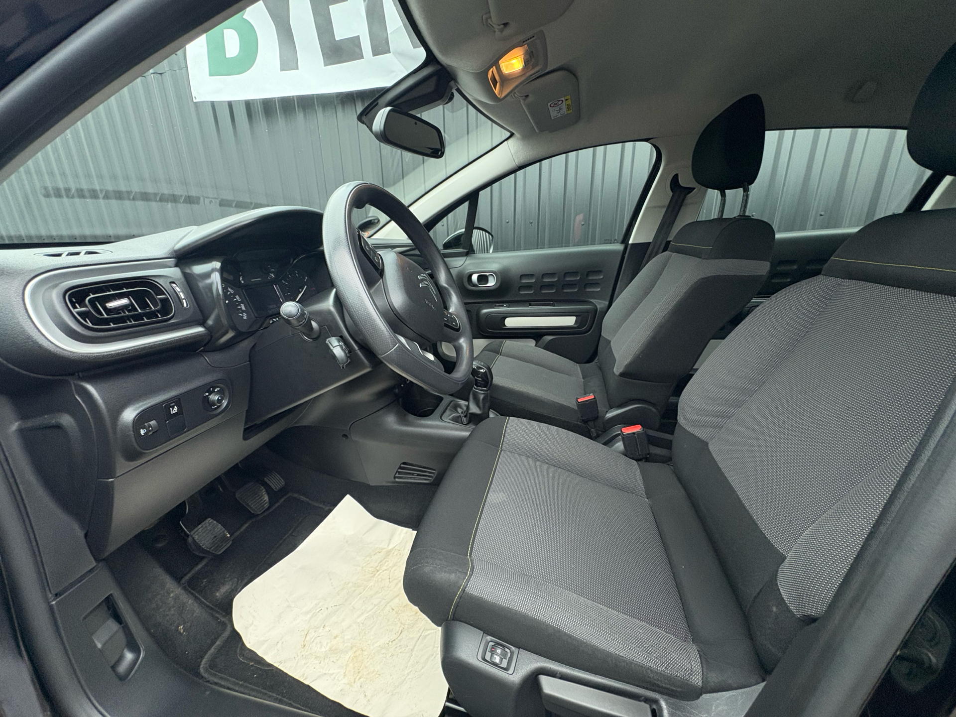 Billede af Citroën C3 1,2 PureTech Iconic Limited start/stop 82HK 5d