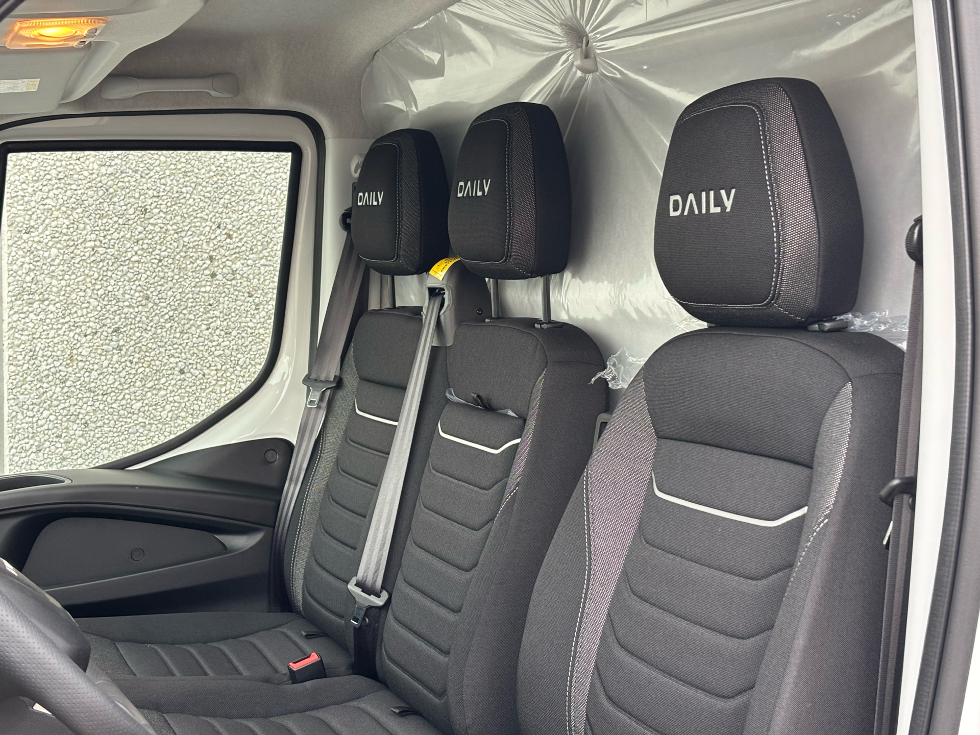 Billede af Iveco Daily 35S18 4100mm 3,0 D 180HK Ladv./Chas. 8g Aut.