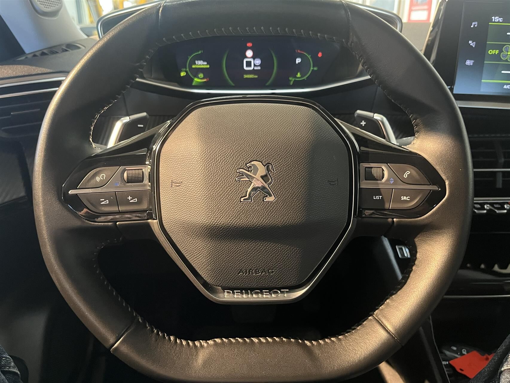 Billede af Peugeot 2008 1,2 PureTech Allure Pack EAT8 130HK 5d 8g Aut.