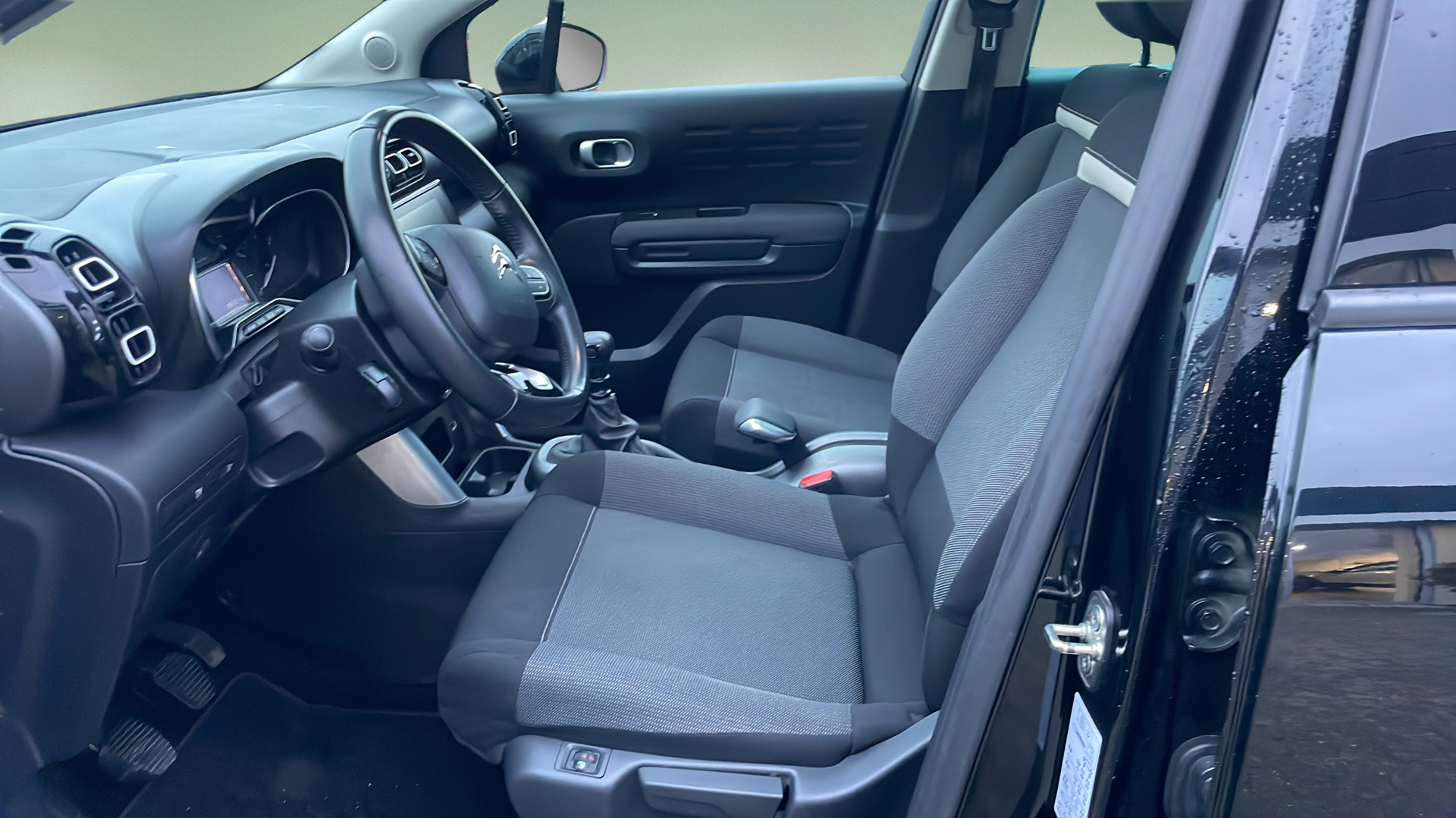 Billede af Citroën C3 Aircross 1,2 PureTech Shine Sport 110HK 5d