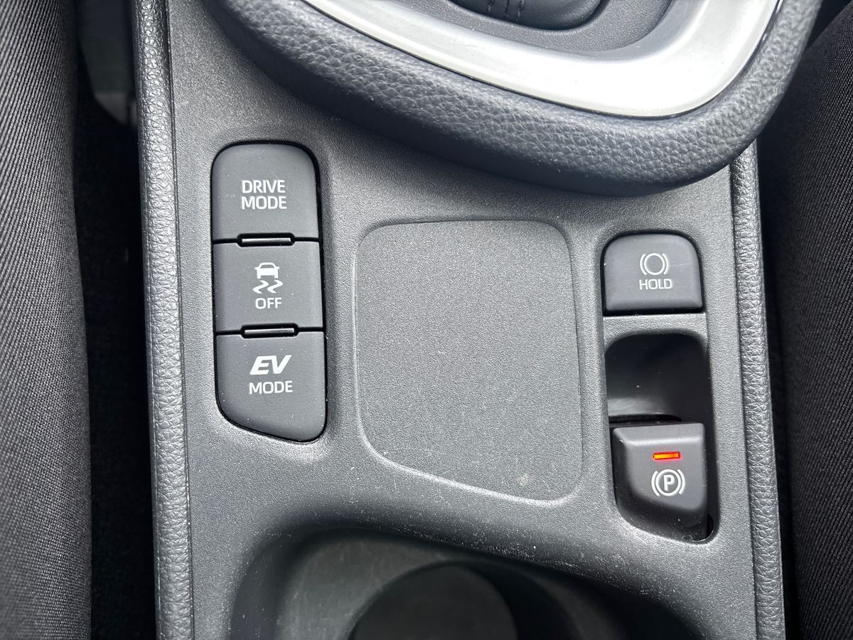 Billede af Toyota Yaris Cross 1,5 Hybrid Style 116HK 5d Trinl. Gear