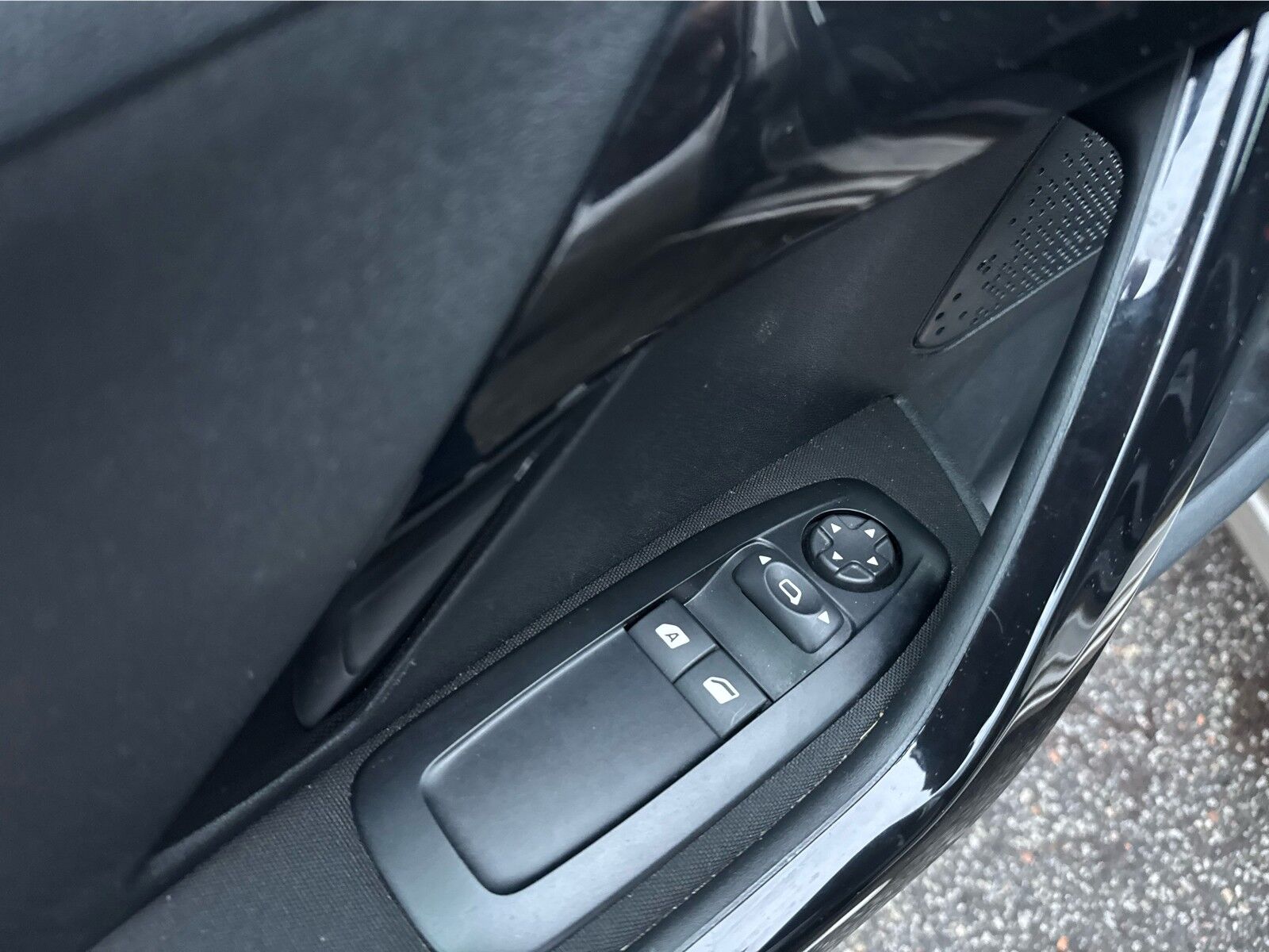 Billede af Peugeot 208 1,2 VTi Active Navi 82HK 5d