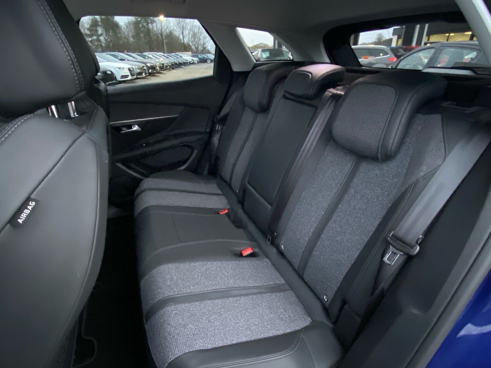 Billede af Peugeot 3008 1,6 PureTech  Plugin-hybrid Allure LTD EAT8 225HK 5d 8g Aut.