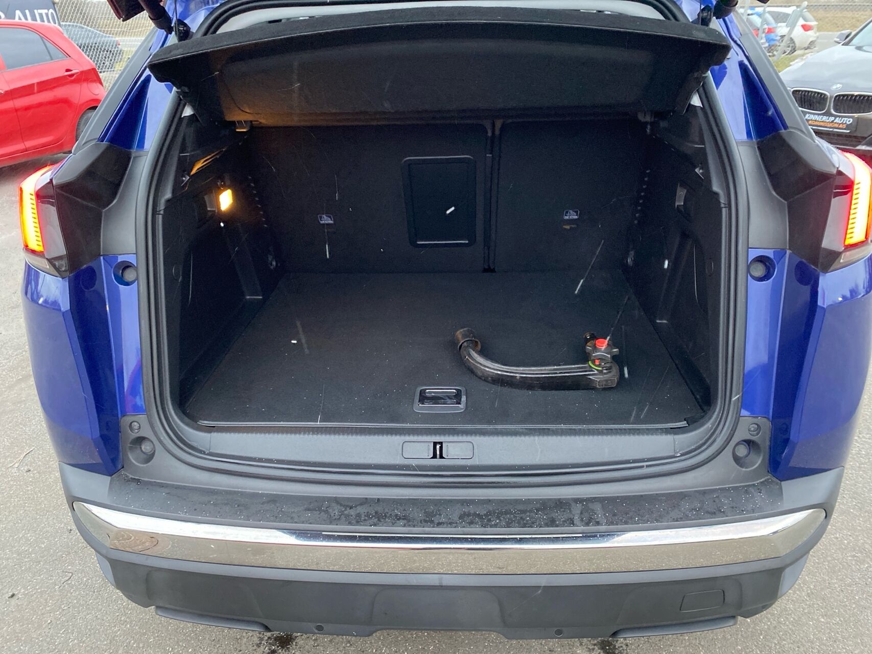 Billede af Peugeot 3008 1,6 PureTech  Plugin-hybrid Allure LTD EAT8 225HK 5d 8g Aut.