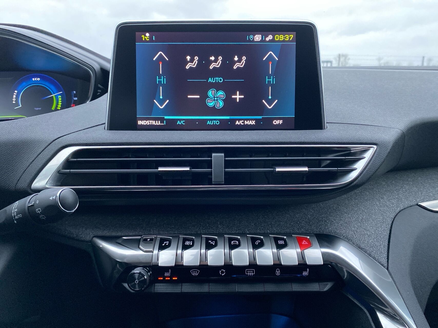 Billede af Peugeot 3008 1,6 PureTech  Plugin-hybrid Allure LTD EAT8 225HK 5d 8g Aut.