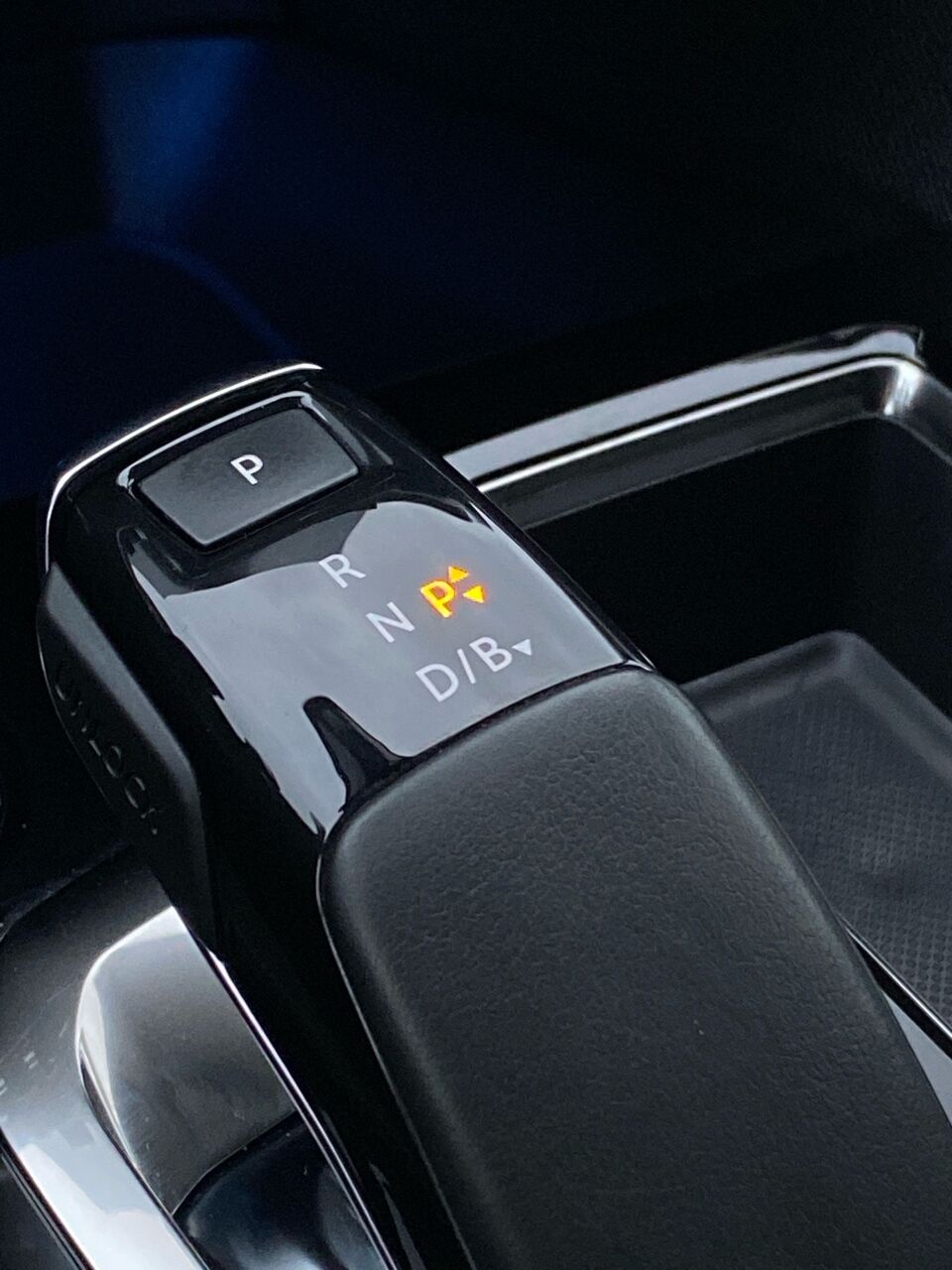 Billede af Peugeot 3008 1,6 PureTech  Plugin-hybrid Allure LTD EAT8 225HK 5d 8g Aut.