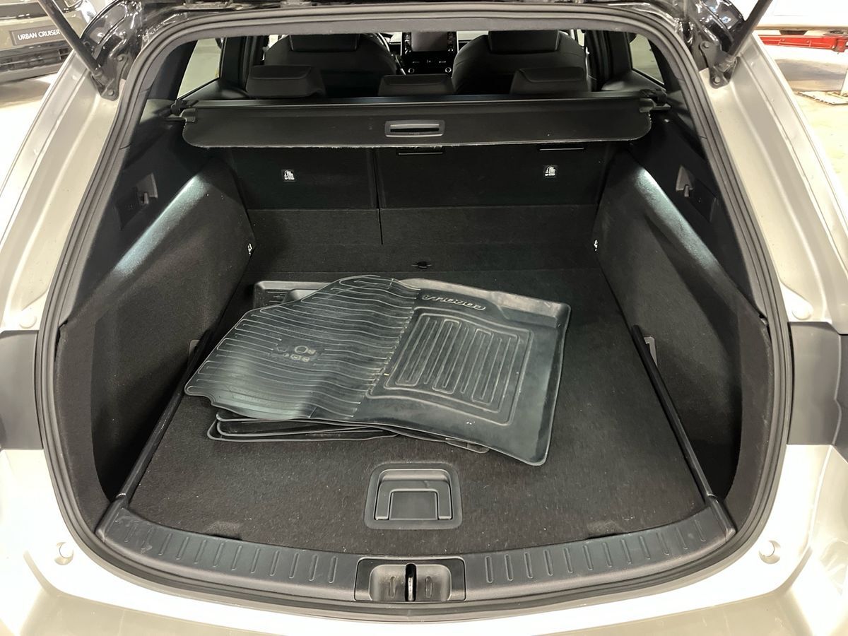 Billede af Toyota Corolla Touring Sports 1,8 Hybrid H3 Design E-CVT 122HK Stc Trinl. Gear