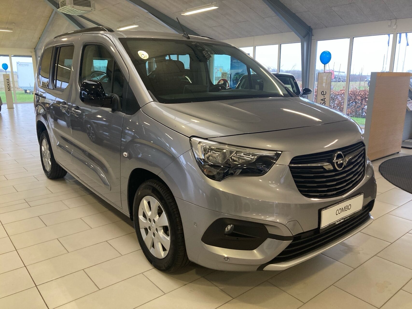 Billede af Opel Combo-e Life L1 EL Elegance+ 136HK Aut.