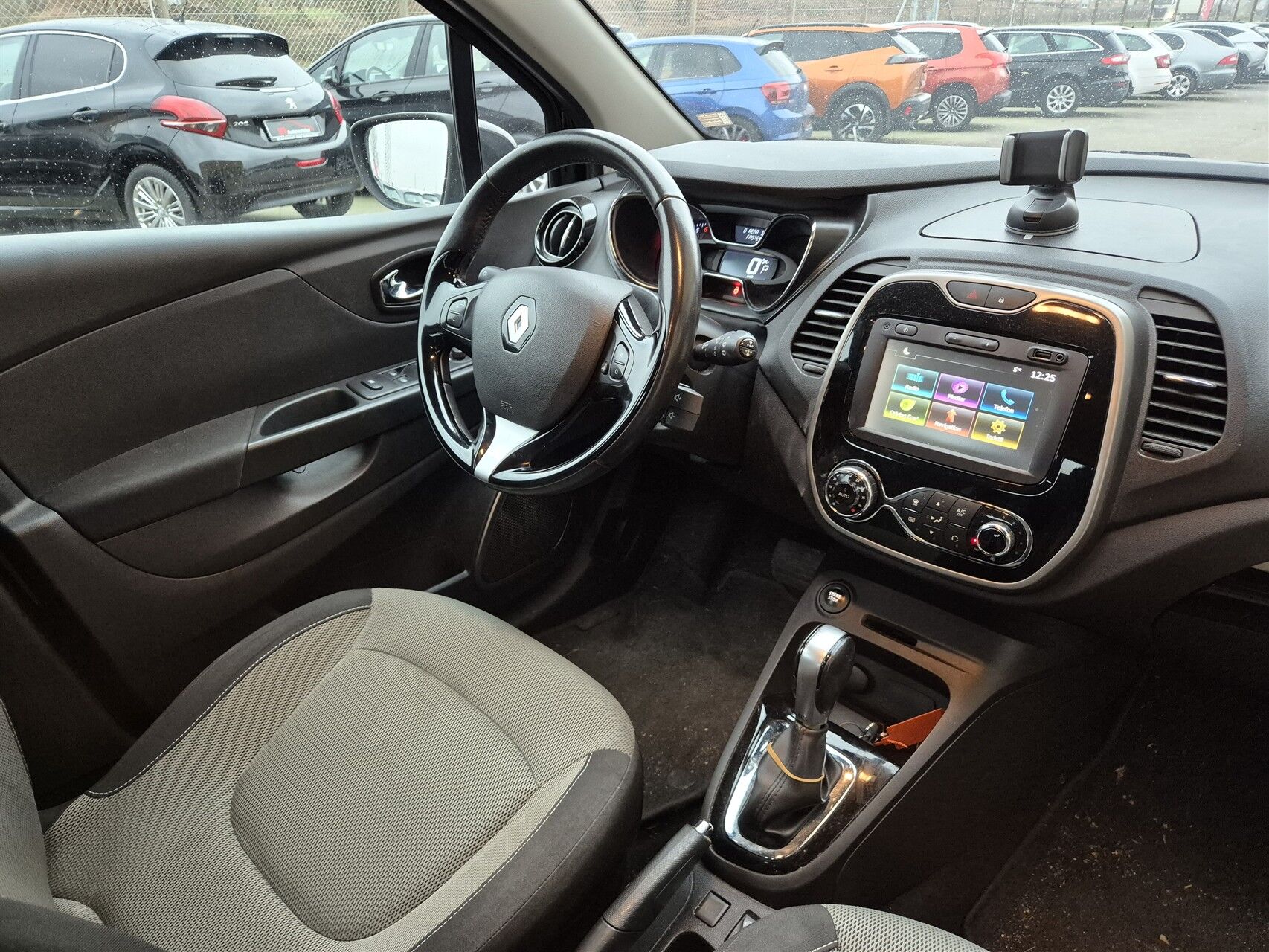 Billede af Renault Captur 1,2 TCE Expression EDC 120HK 5d 6g Aut.