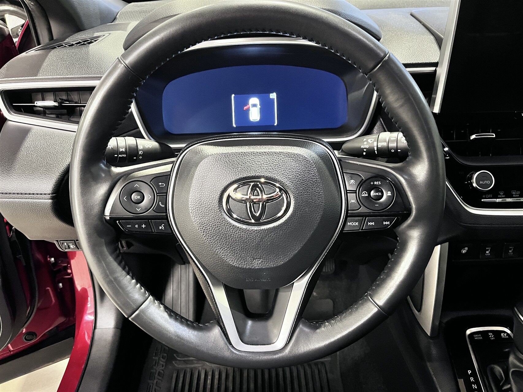 Billede af Toyota Corolla Cross 2,0 Hybrid Active E-CVT 197HK 5d Aut.