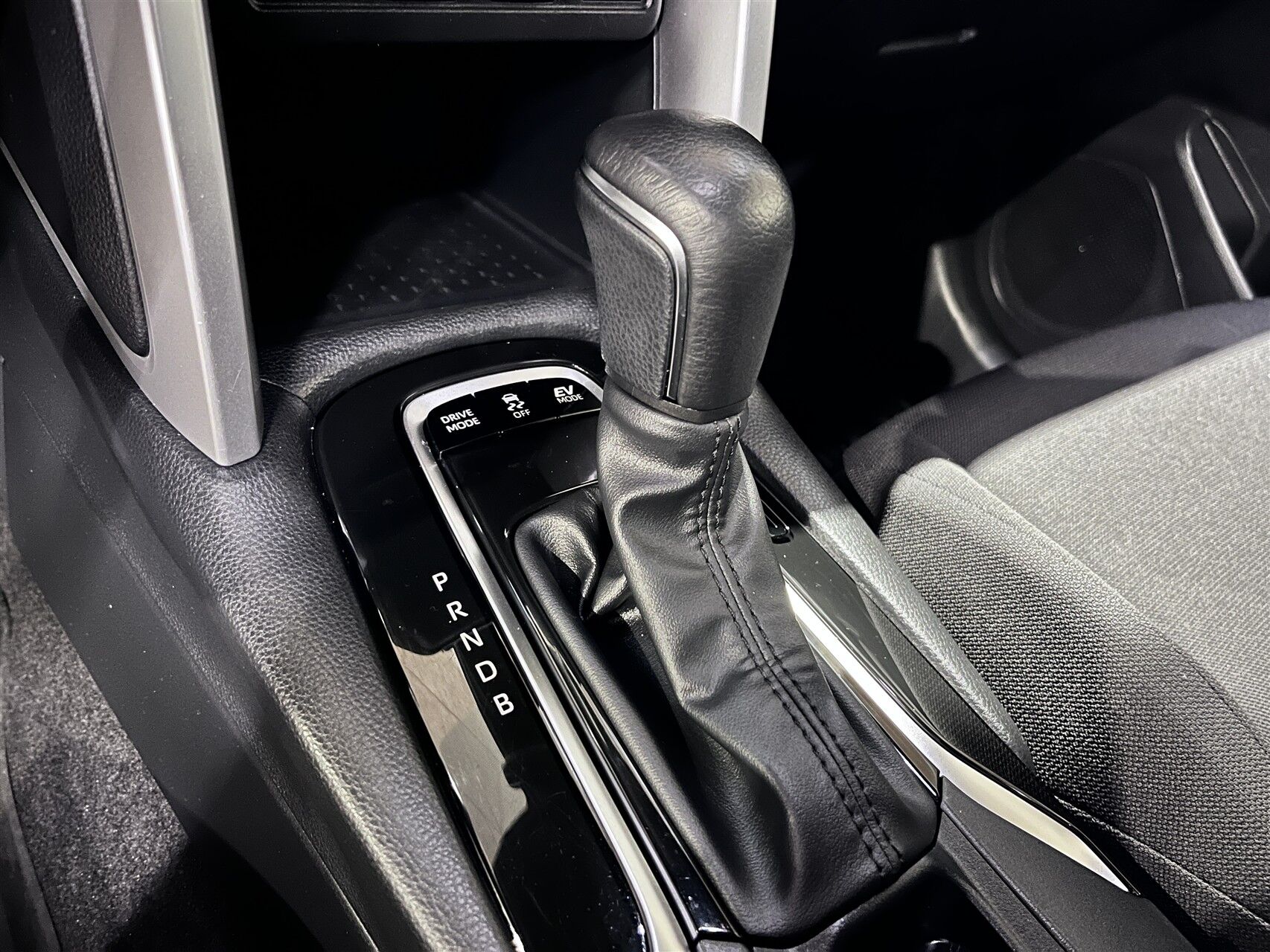 Billede af Toyota Corolla Cross 2,0 Hybrid Active E-CVT 197HK 5d Aut.