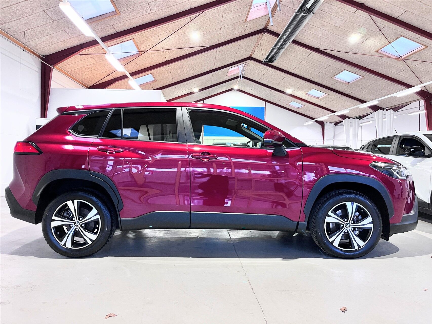 Billede af Toyota Corolla Cross 2,0 Hybrid Active E-CVT 197HK 5d Aut.