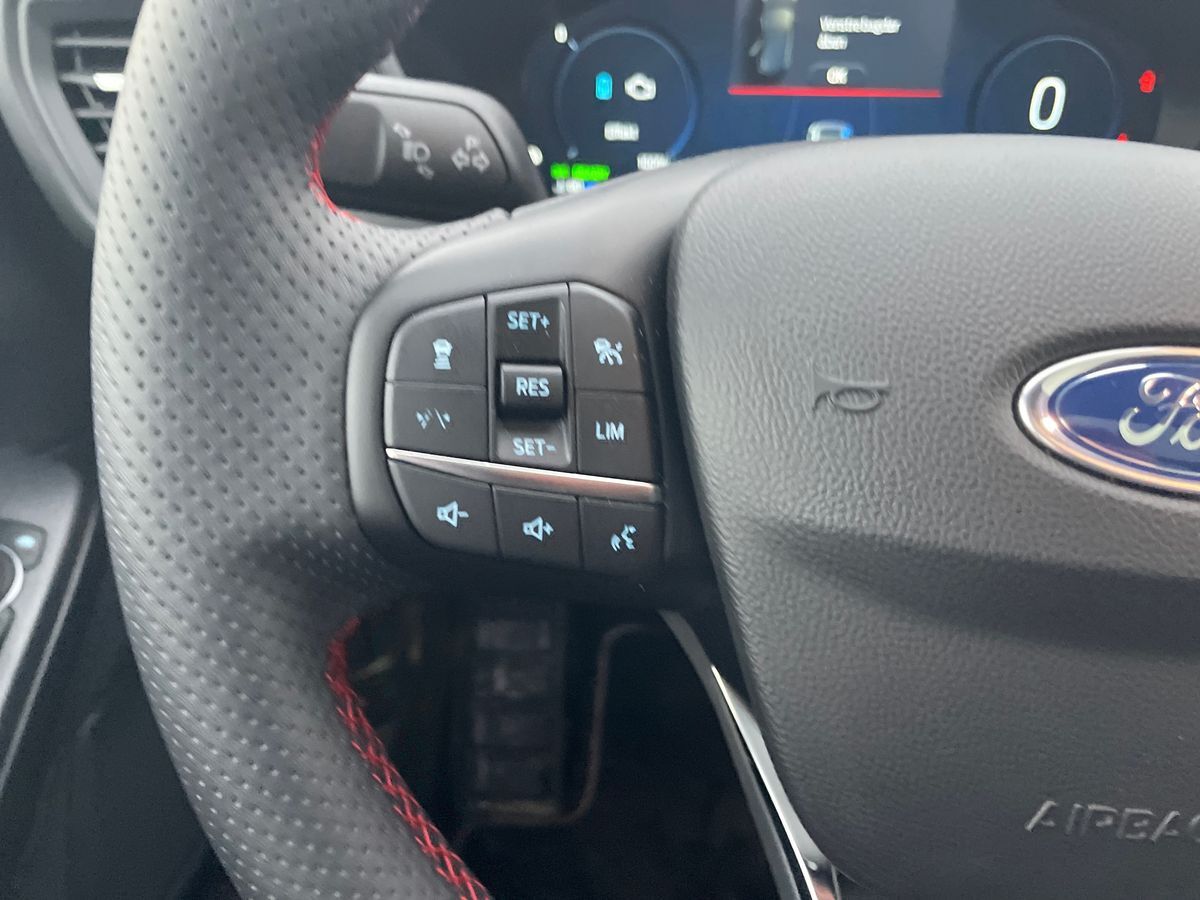 Billede af Ford Kuga 2,5 Plugin-hybrid ST-Line X CVT 243HK 5d Aut.