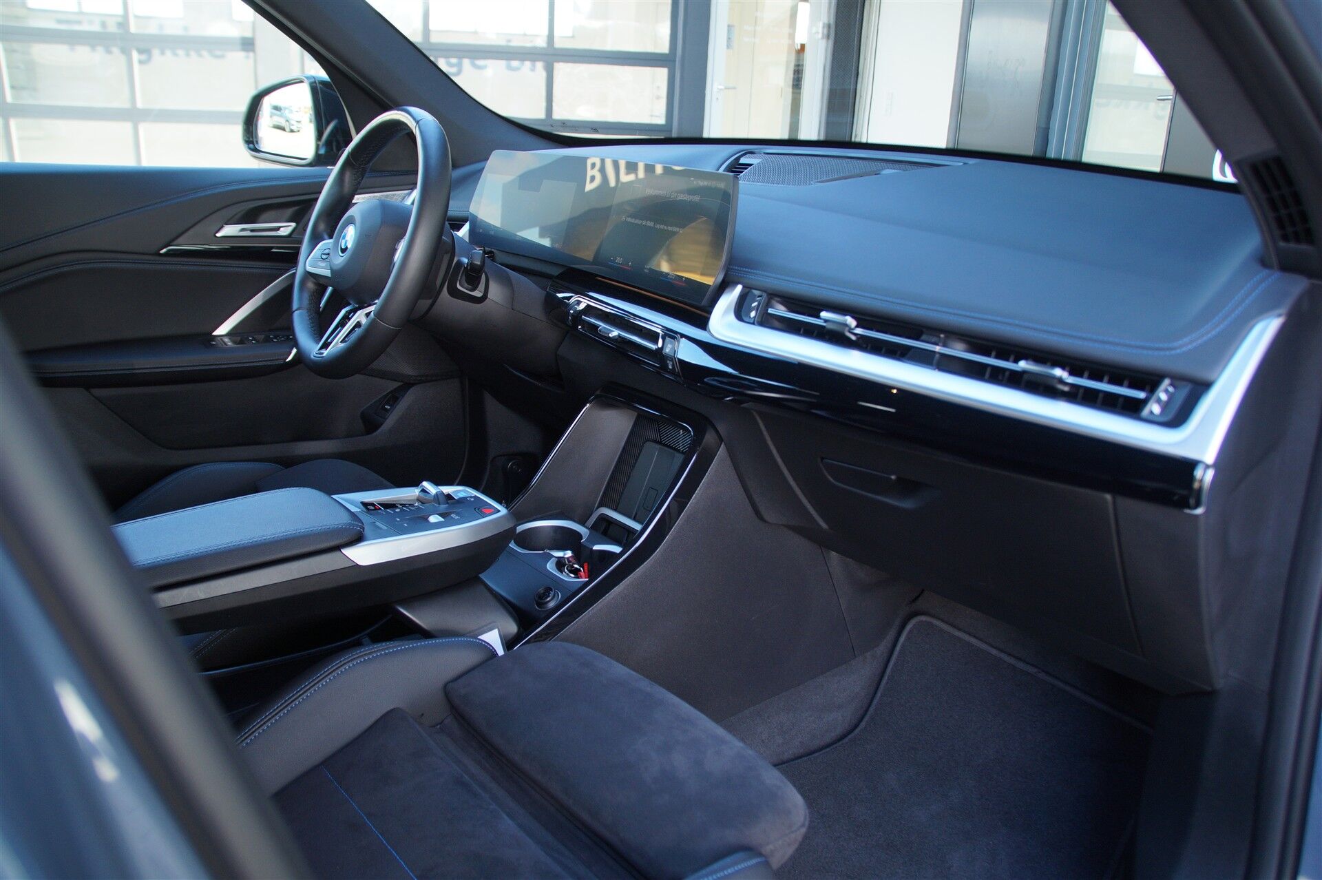 Billede af BMW iX1 xDrive30 EL M-Sport 4x4 313HK 5d Aut.