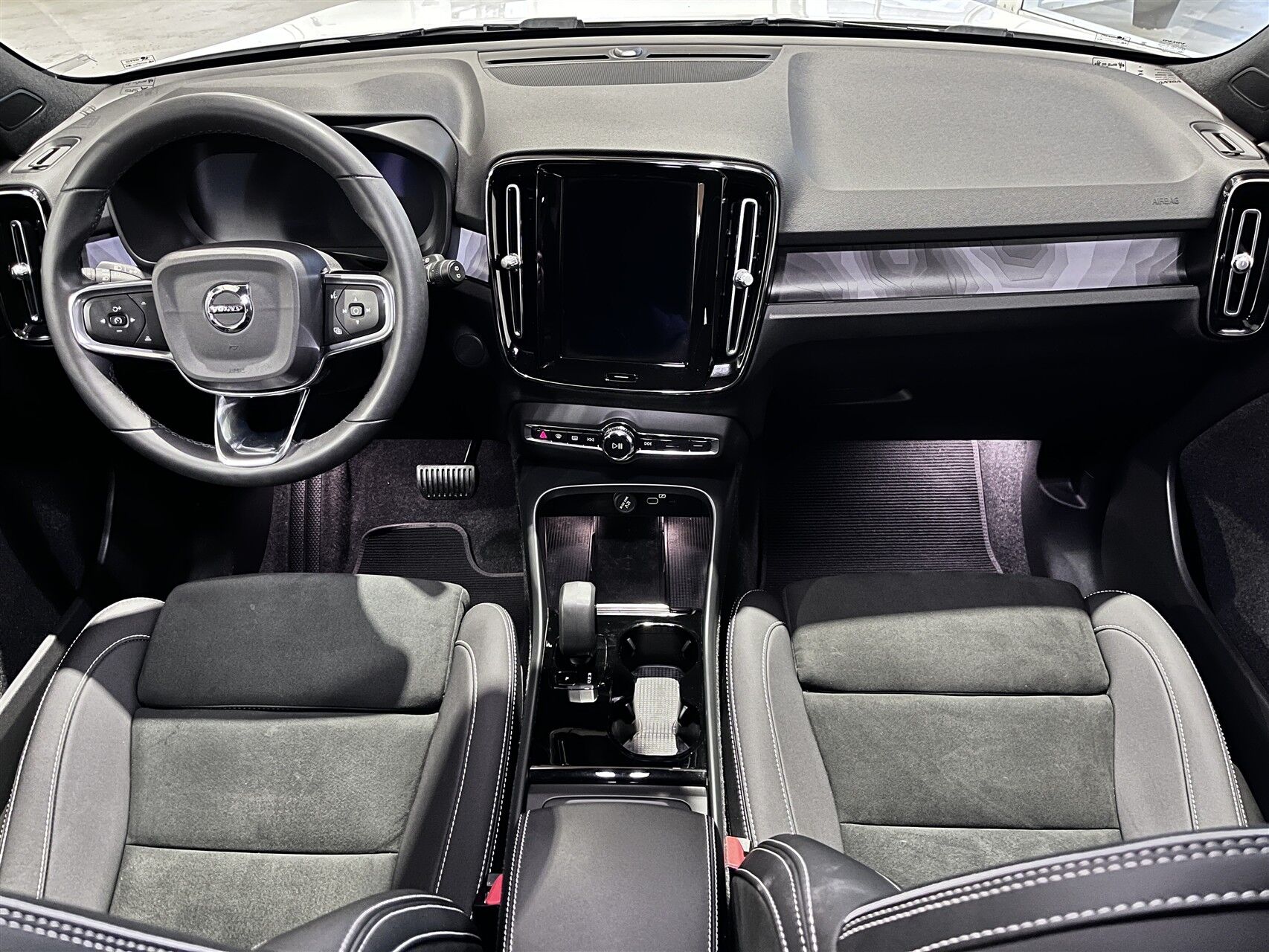 Billede af Volvo XC40 P6 Recharge Plus R-Design 231HK 5d Aut. 