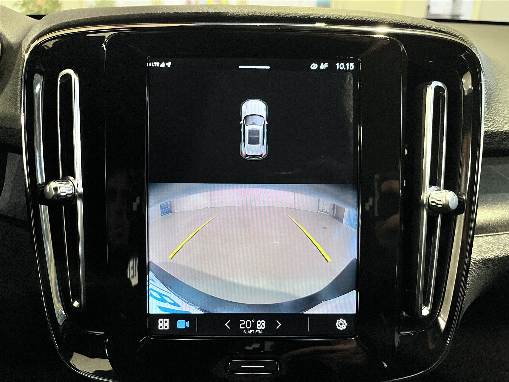 Billede af Volvo XC40 P6 Recharge Plus R-Design 231HK 5d Aut. 