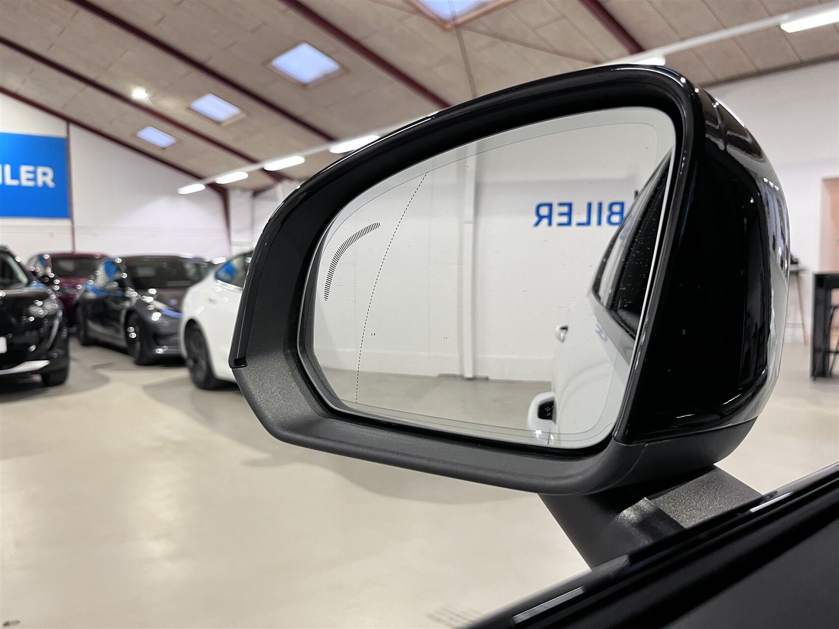 Billede af Volvo XC40 P6 Recharge Plus R-Design 231HK 5d Aut. 