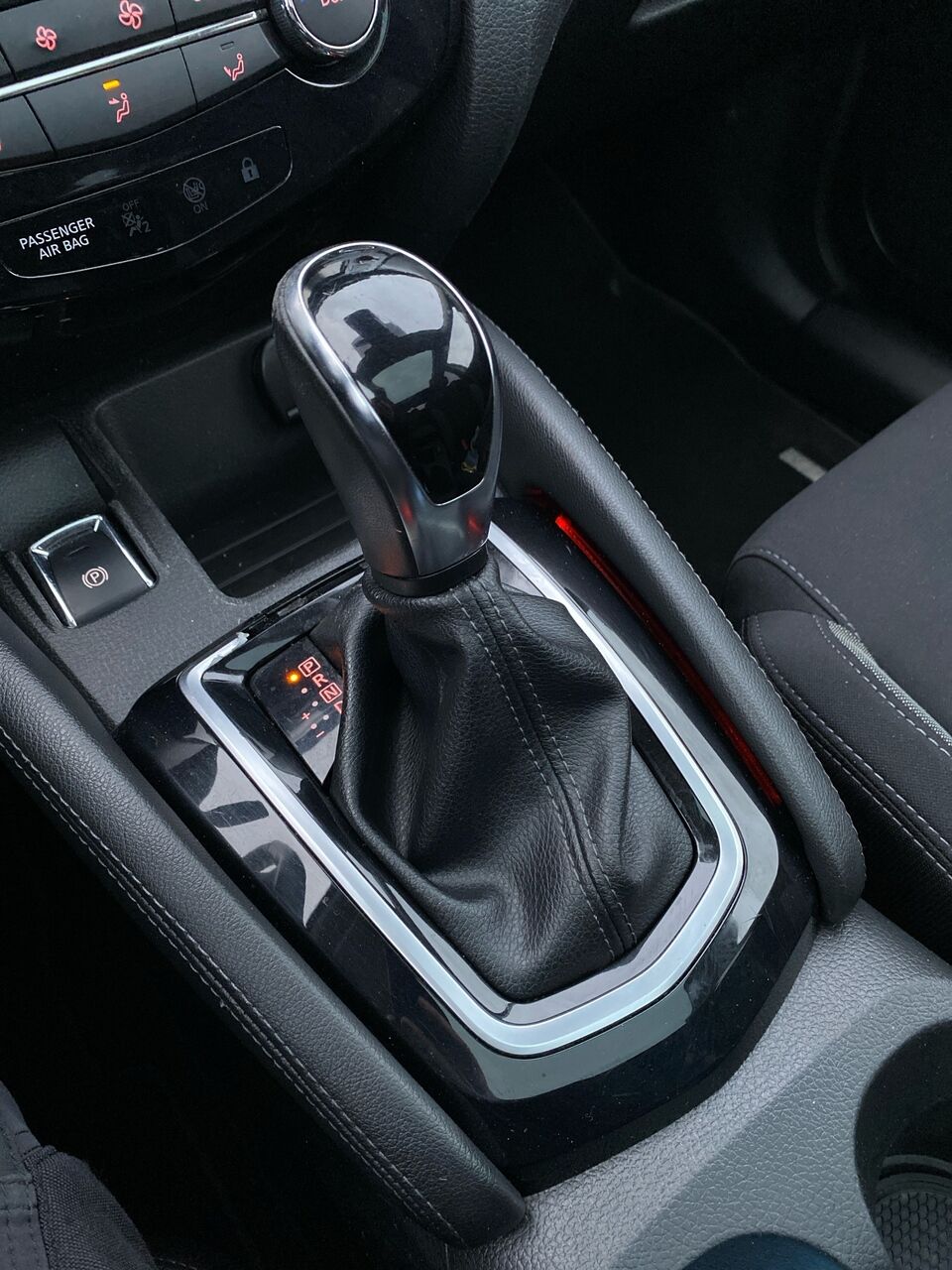 Billede af Nissan Qashqai 1,2 Dig-T N-Connecta X-Tronic 115HK 5d 6g Aut.