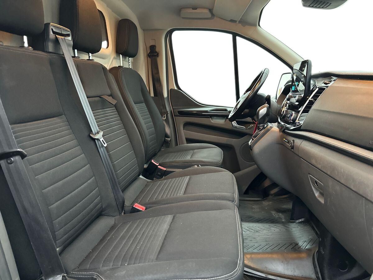 Billede af Ford Transit Custom 340 L1H1 2,0 TDCi Limited 170HK Van 6g Aut.
