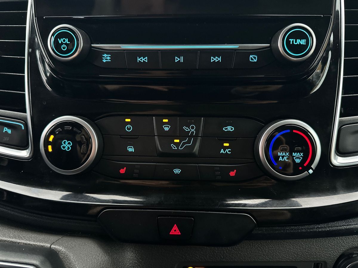 Billede af Ford Transit Custom 340 L1H1 2,0 TDCi Limited 170HK Van 6g Aut.