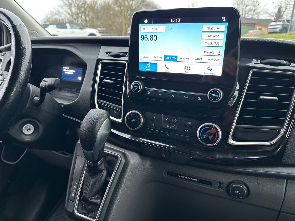 Billede af Ford Transit Custom 340 L1H1 2,0 TDCi Limited 170HK Van 6g Aut.