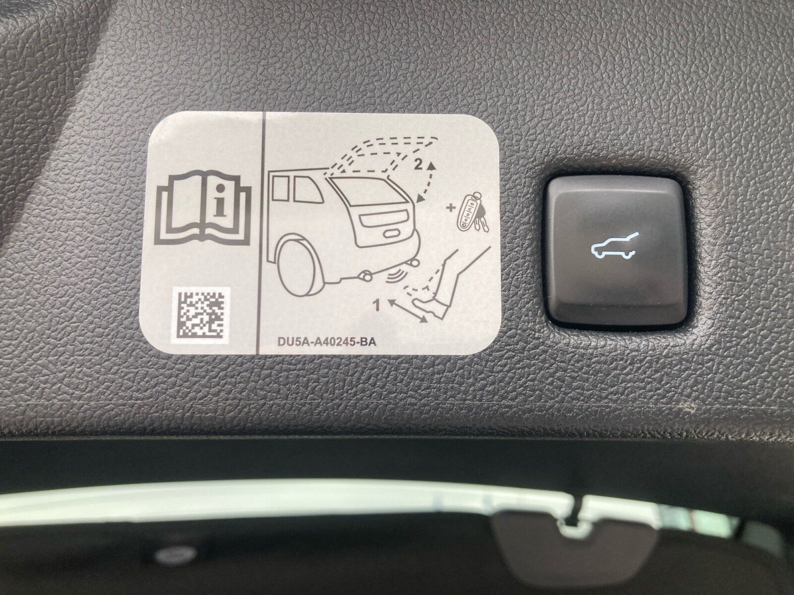 Billede af Ford Kuga 2,5 Plugin-hybrid Titanium X CVT 225HK 5d Trinl. Gear