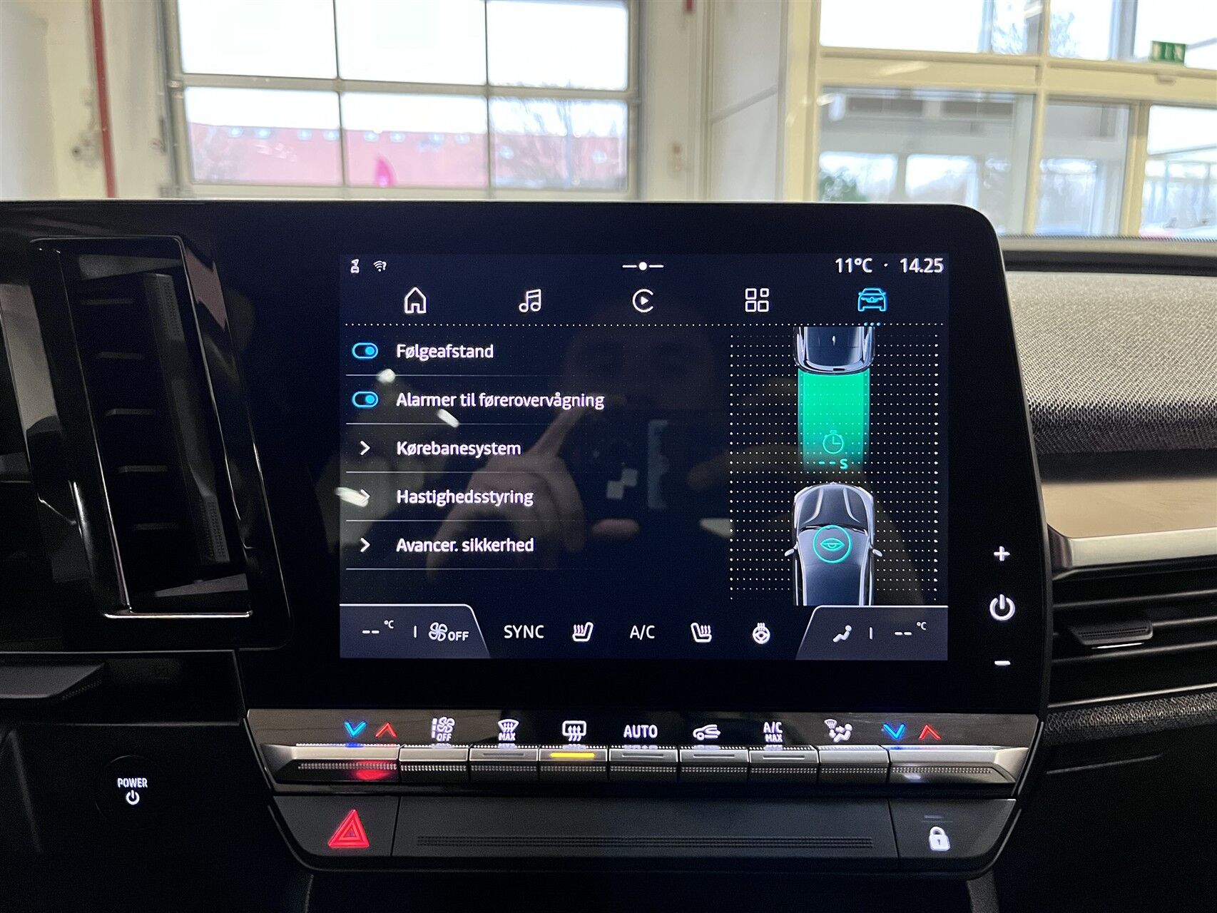 Billede af Renault Mégane E-TECH Equilibre 130HK 5d Aut.