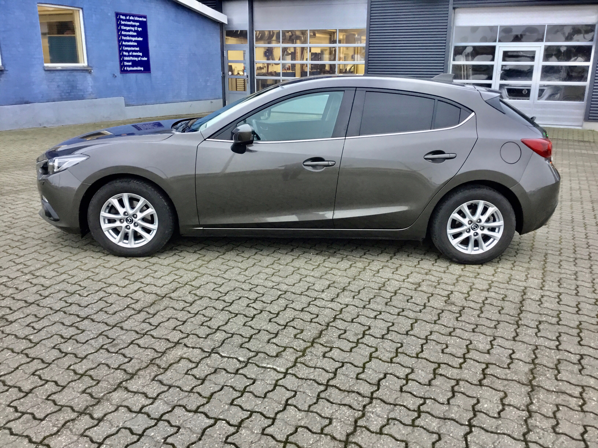 Billede af Mazda 3 2,0 Skyactiv-G Vision 120HK 5d 6g