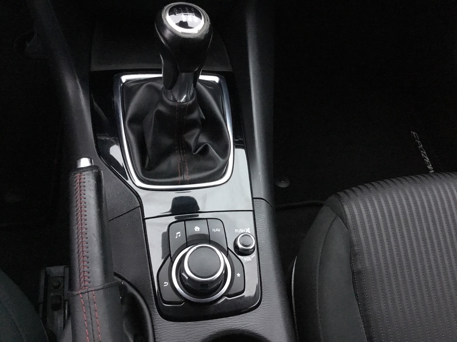 Billede af Mazda 3 2,0 Skyactiv-G Vision 120HK 5d 6g