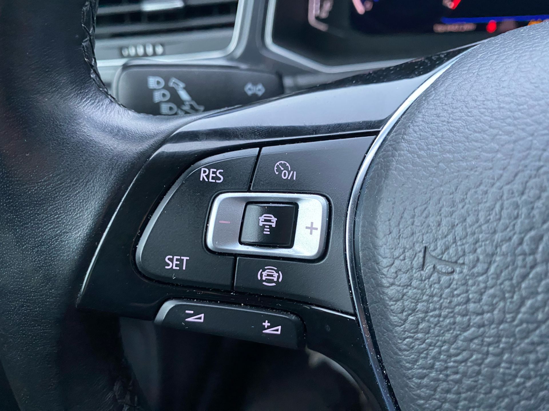 Billede af VW T-Roc 1,5 TSI ACT Sport Team DSG 150HK 5d 7g Aut.