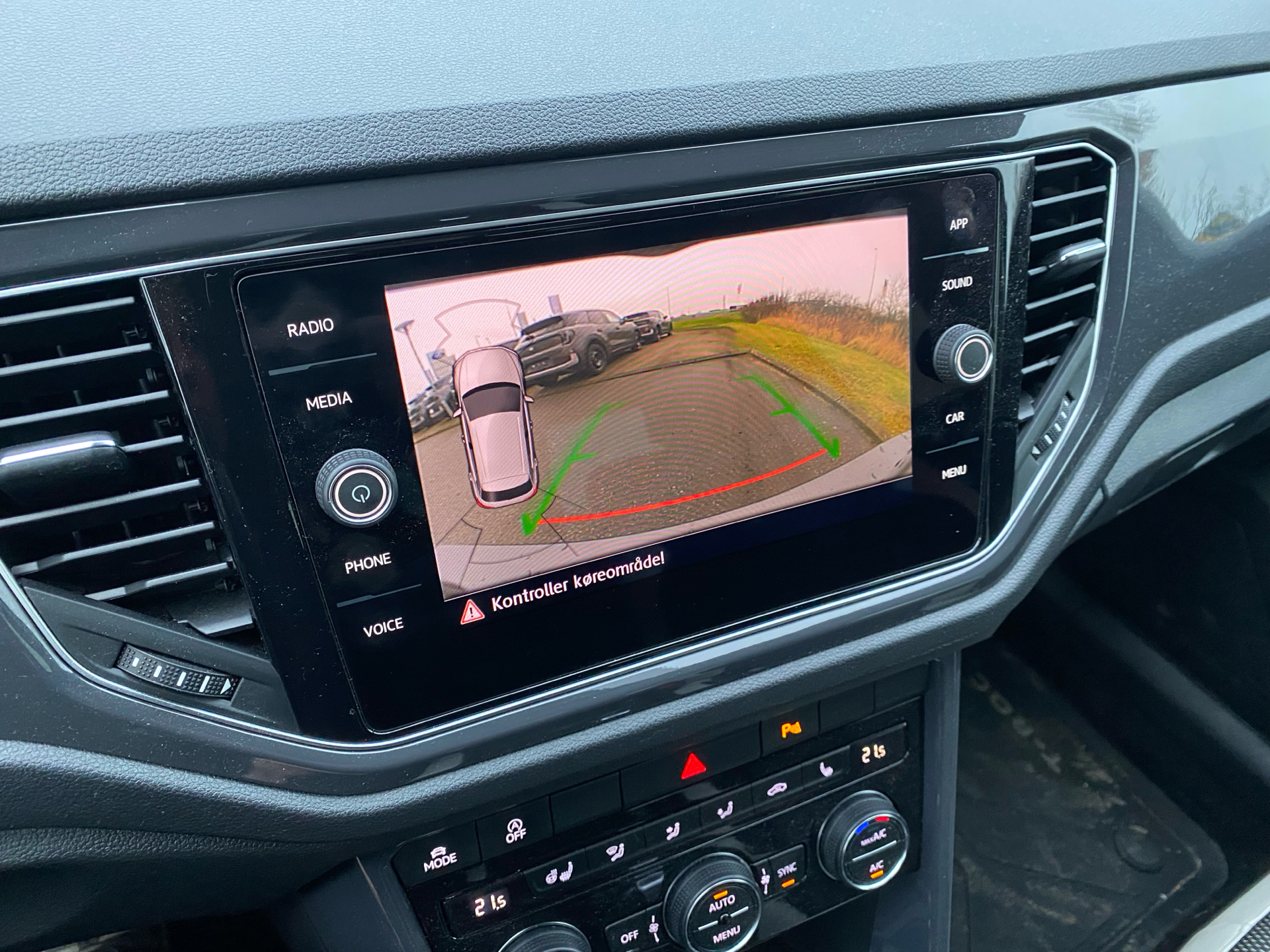 Billede af VW T-Roc 1,5 TSI ACT Sport Team DSG 150HK 5d 7g Aut.