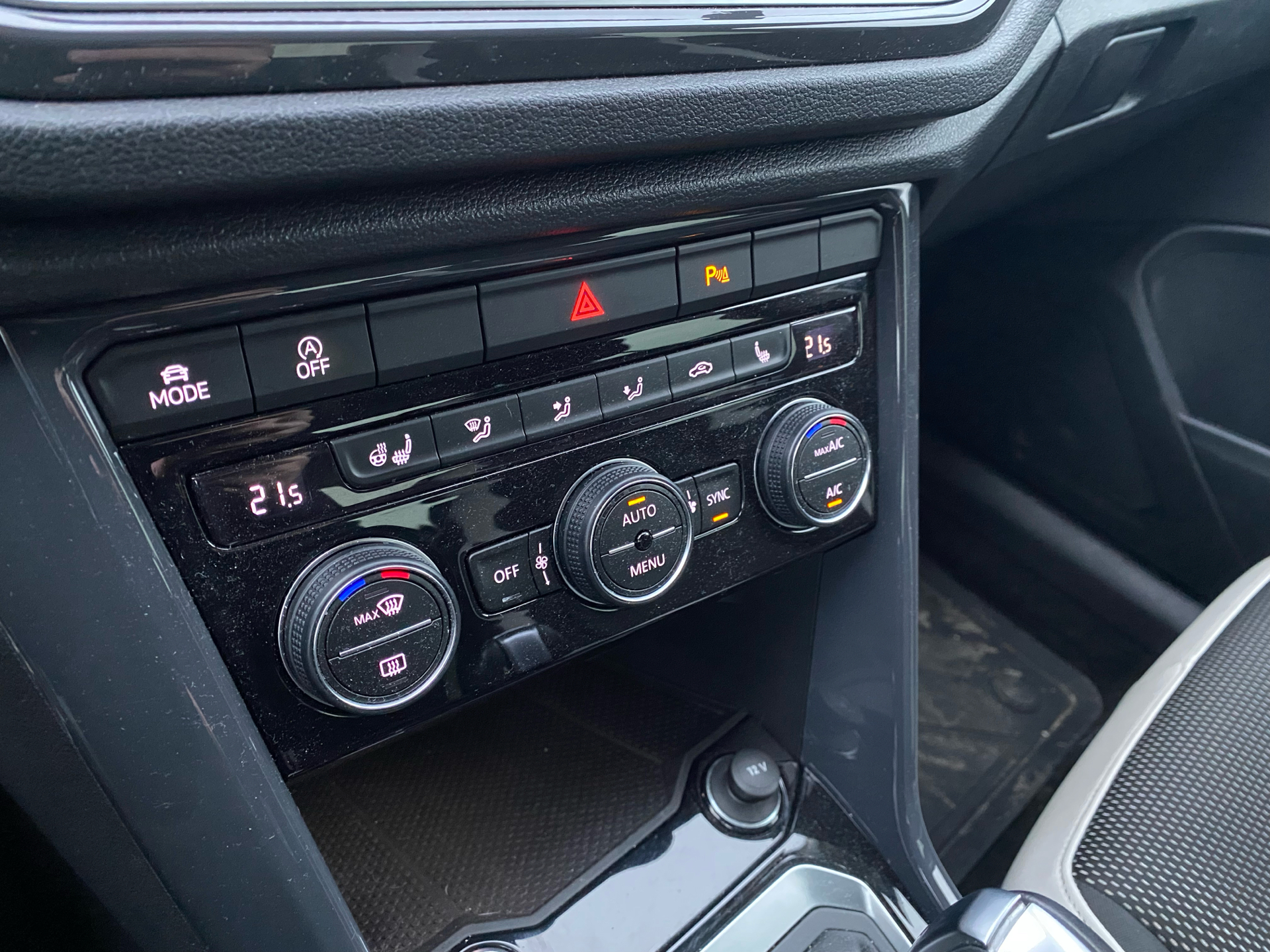 Billede af VW T-Roc 1,5 TSI ACT Sport Team DSG 150HK 5d 7g Aut.