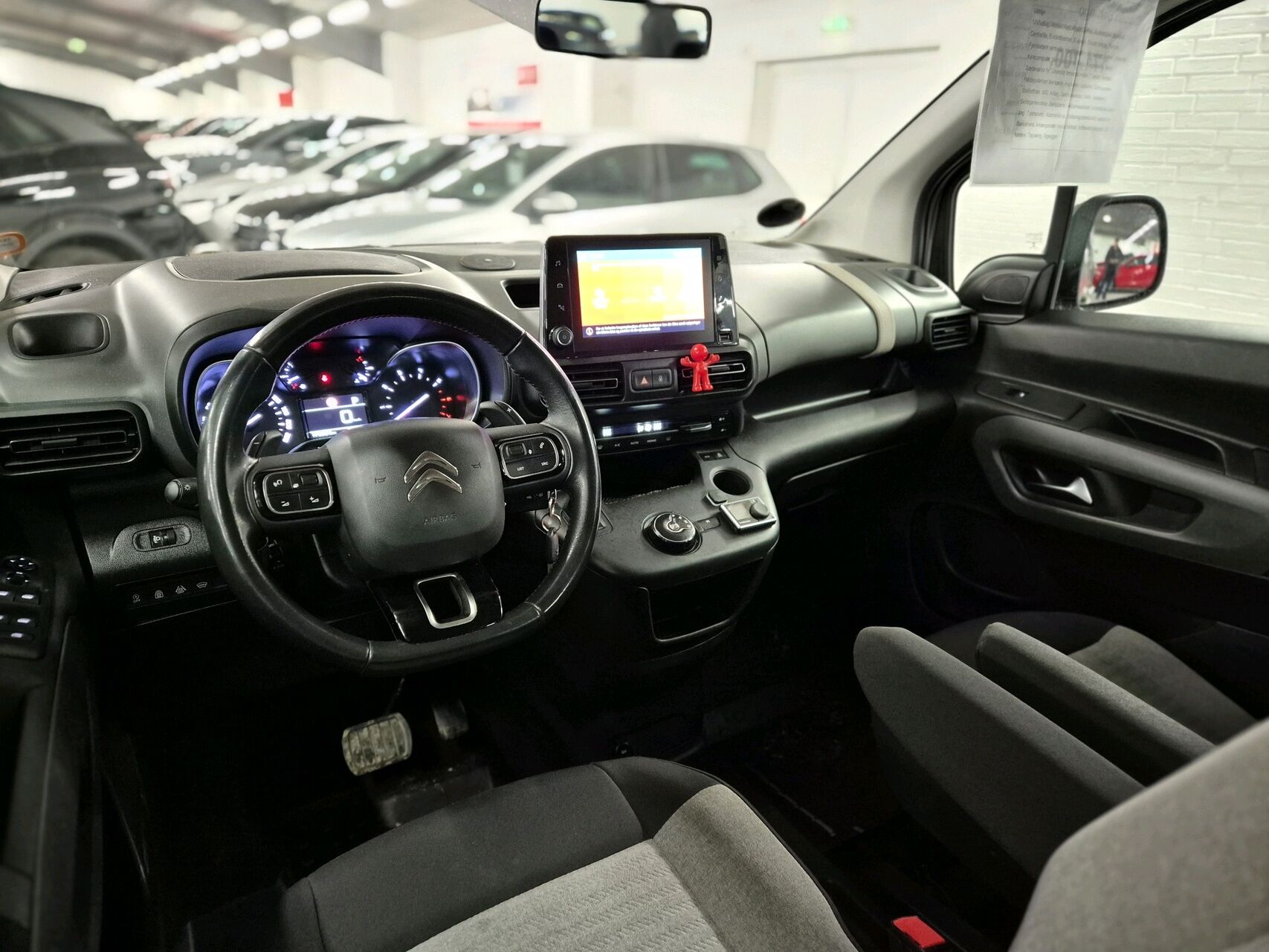 Billede af Citroën Berlingo 7 pers. 1,5 Blue HDi Iconic XL EAT8 start/stop 130HK 8g Aut.