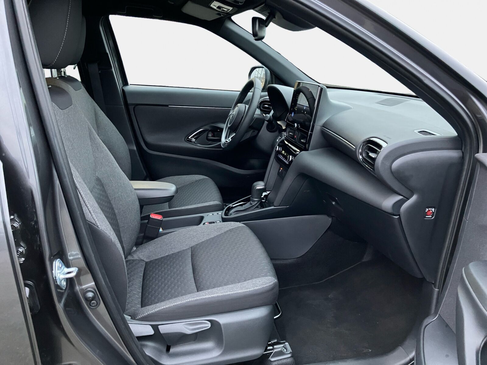 Billede af Toyota Yaris Cross 1,5 Hybrid Style Comfort 116HK 5d Trinl. Gear