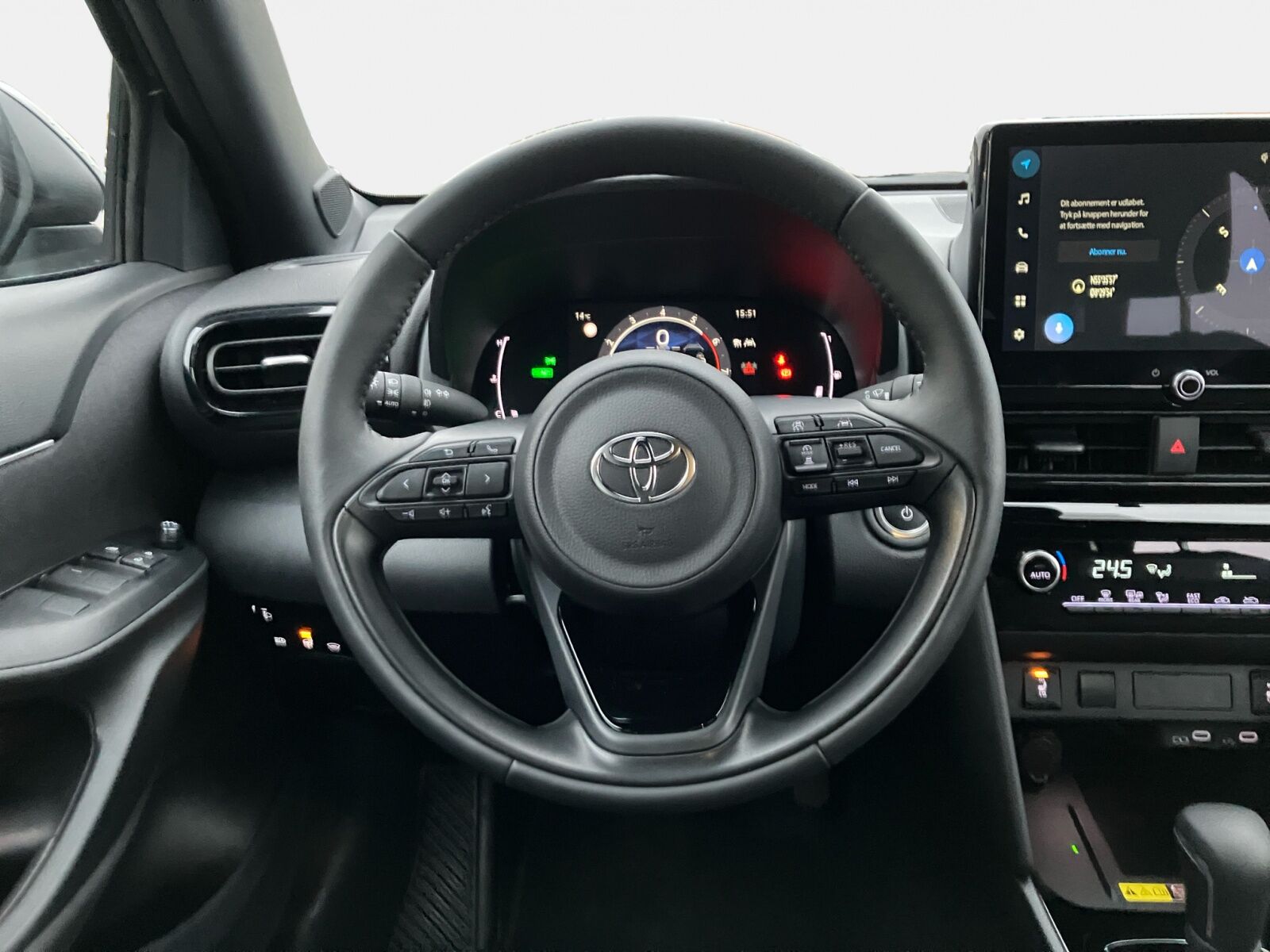 Billede af Toyota Yaris Cross 1,5 Hybrid Style Comfort 116HK 5d Trinl. Gear