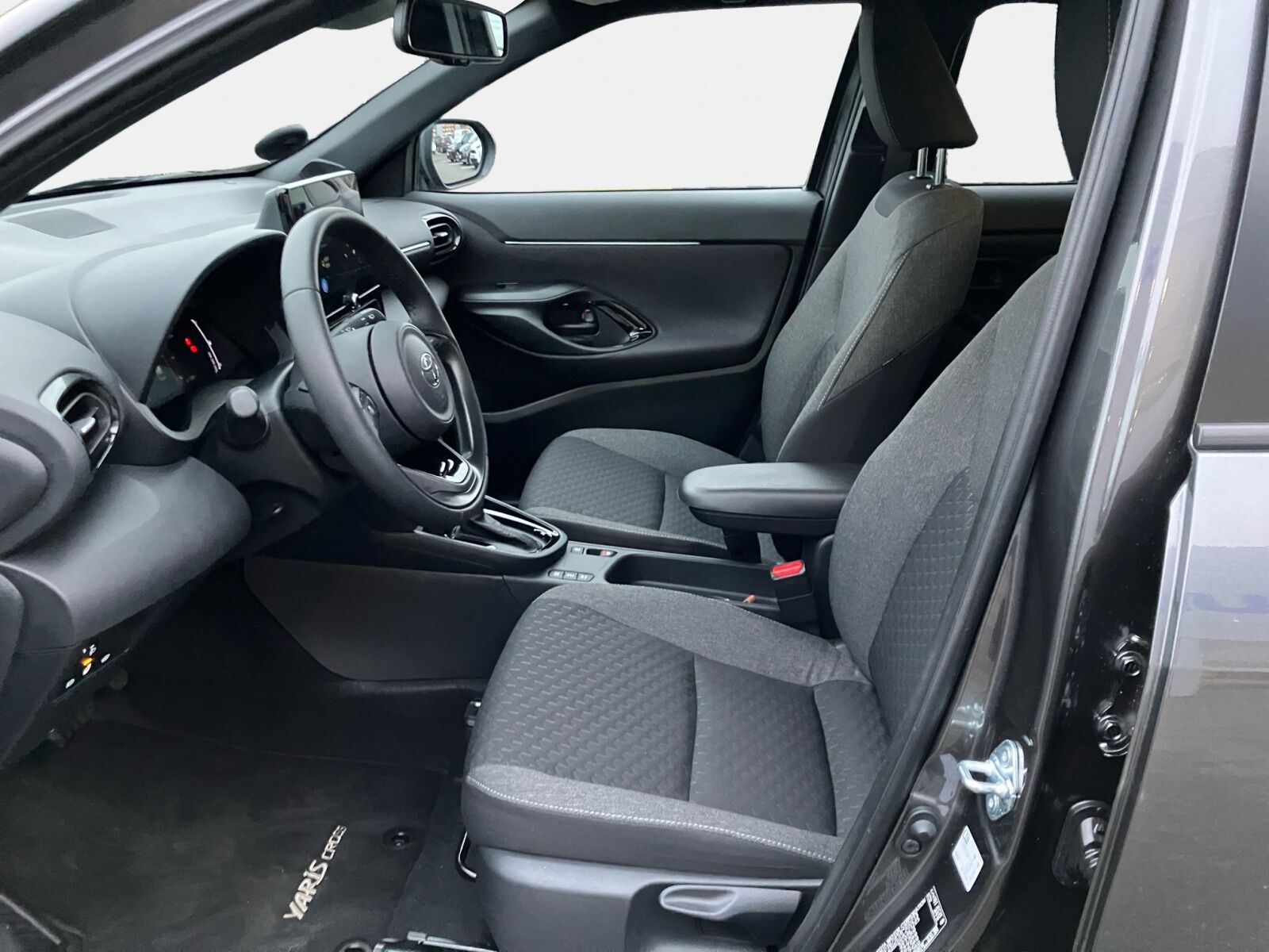 Billede af Toyota Yaris Cross 1,5 Hybrid Style Comfort 116HK 5d Trinl. Gear