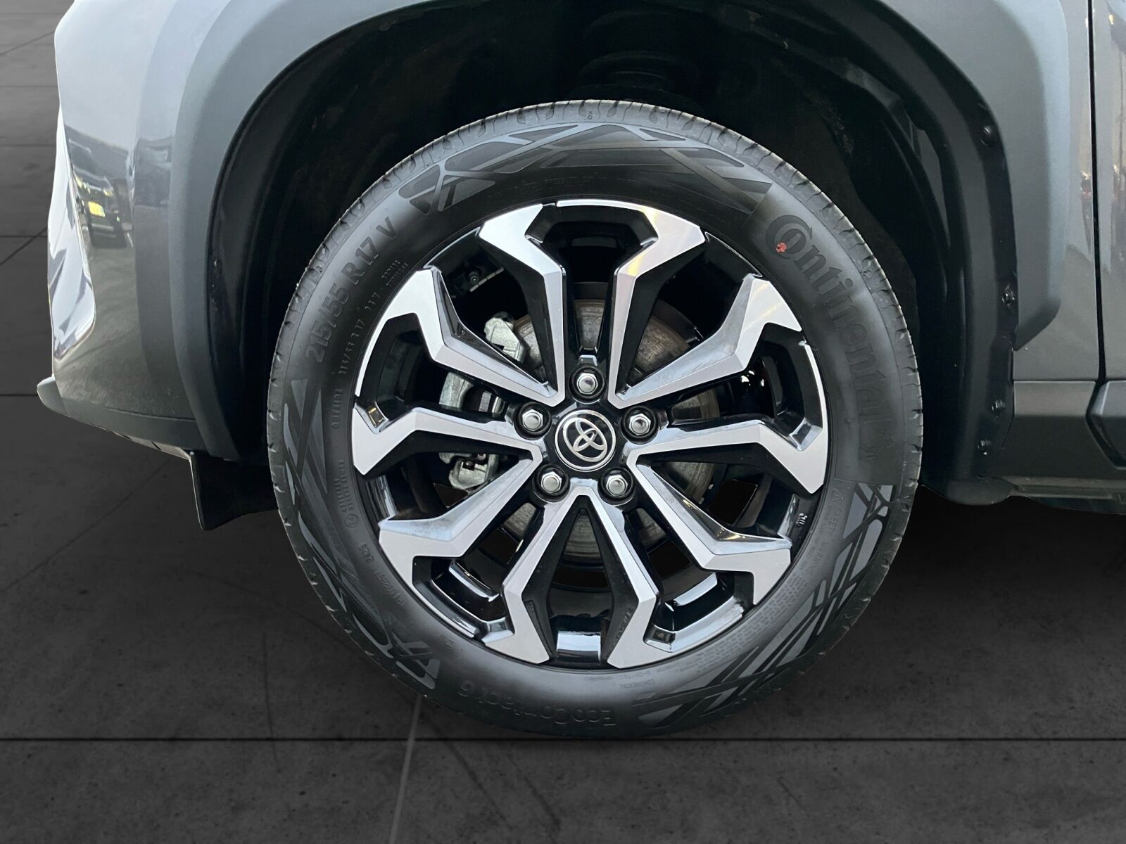 Billede af Toyota Yaris Cross 1,5 Hybrid Style Comfort 116HK 5d Trinl. Gear