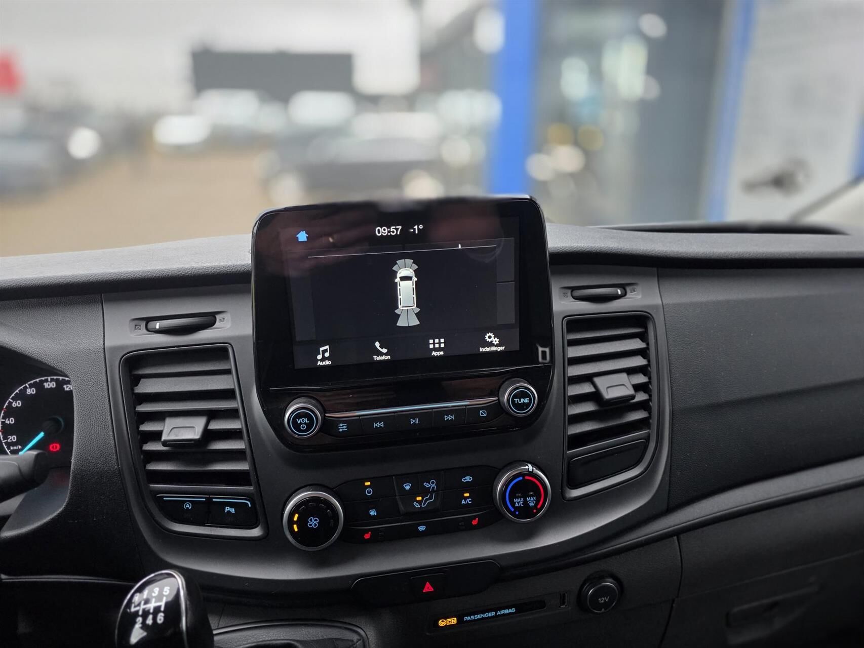 Billede af Ford Transit Custom 300 L2H1 2,0 TDCi Trend 130HK Van 6g