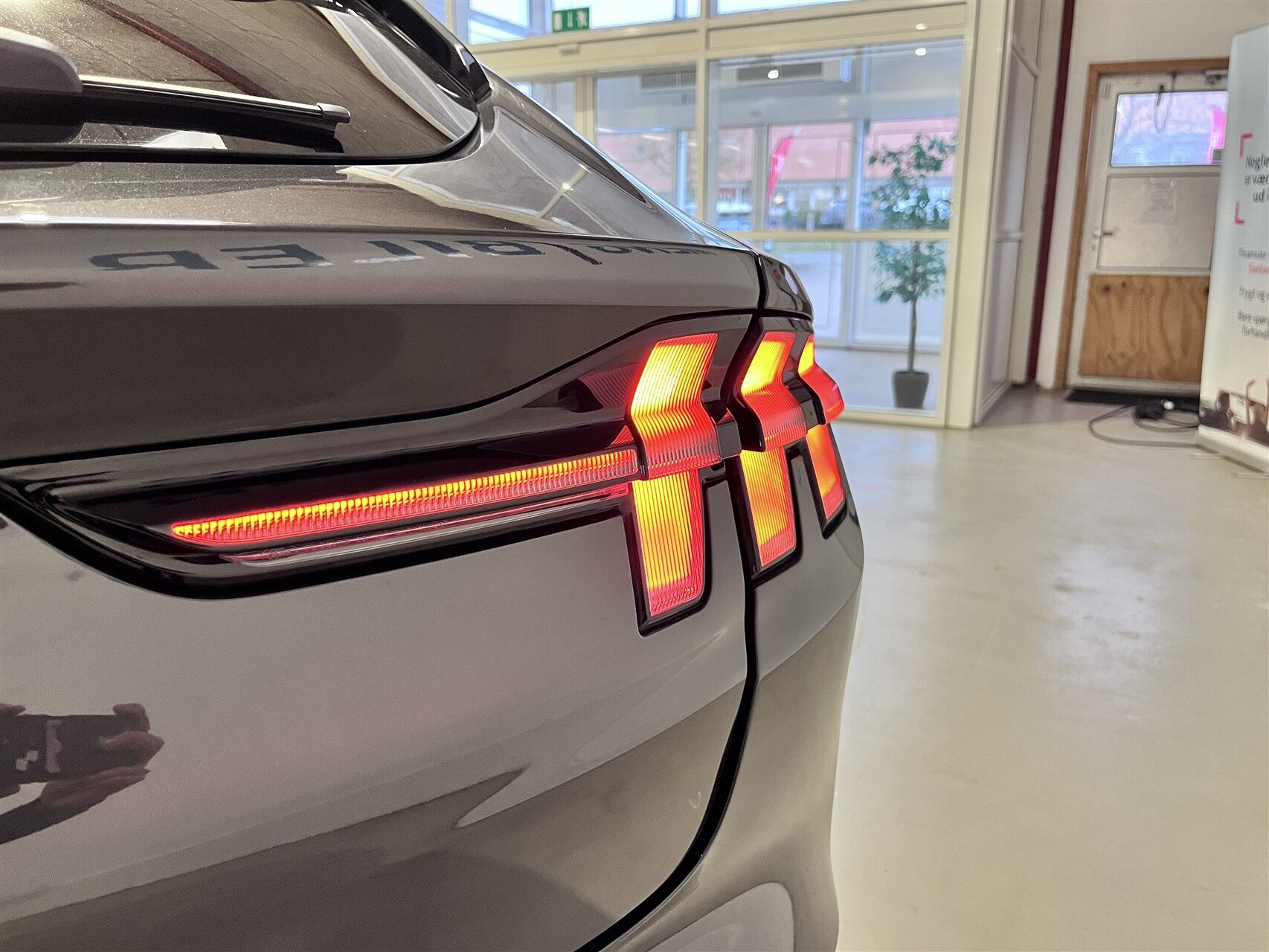 Billede af Ford Mustang Mach-E EL UR 294HK 5d Aut.