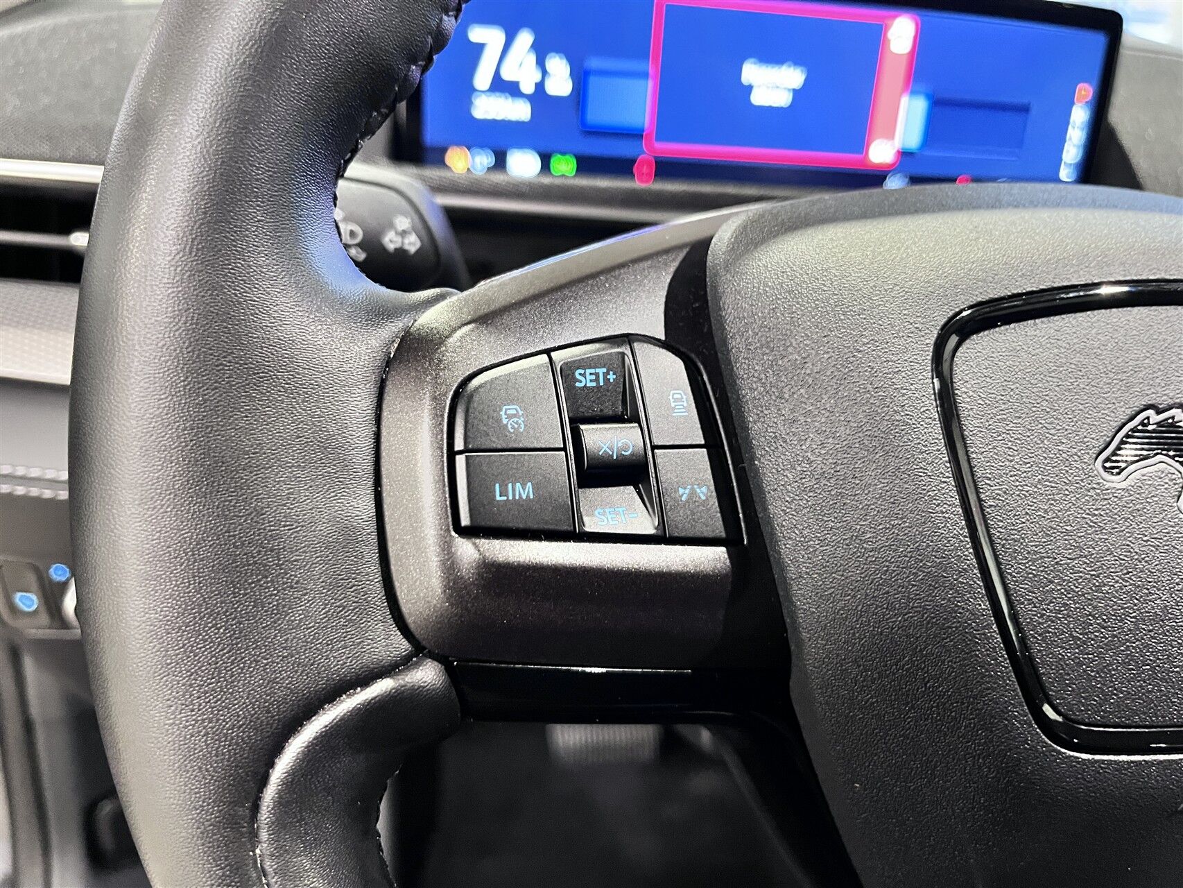 Billede af Ford Mustang Mach-E EL UR 294HK 5d Aut.