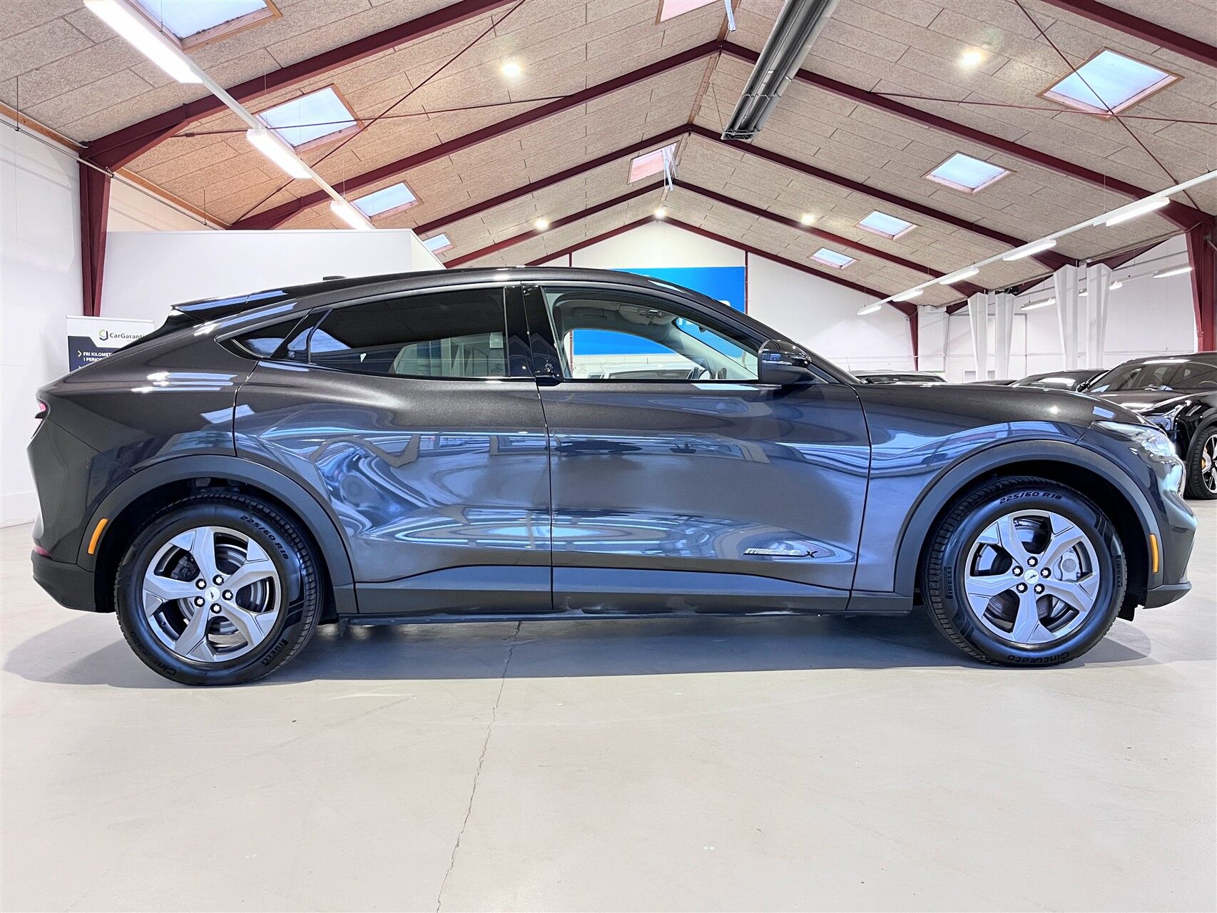 Billede af Ford Mustang Mach-E EL UR 294HK 5d Aut.