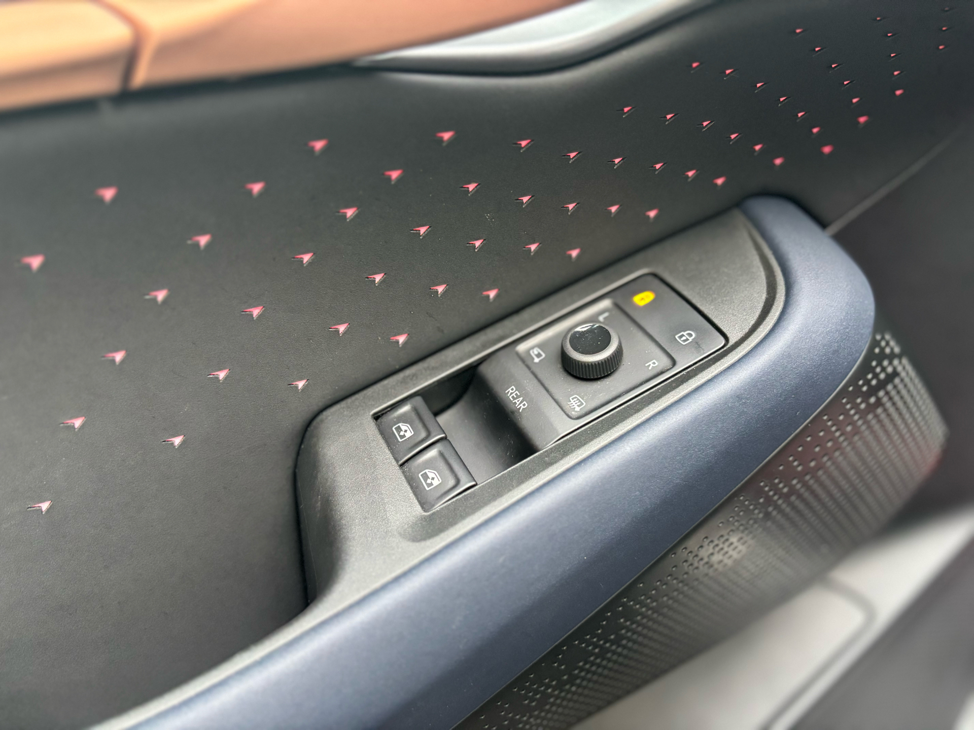 Billede af Cupra Tavascan EL VZ Adrenaline 4X4 340HK 5d Aut.