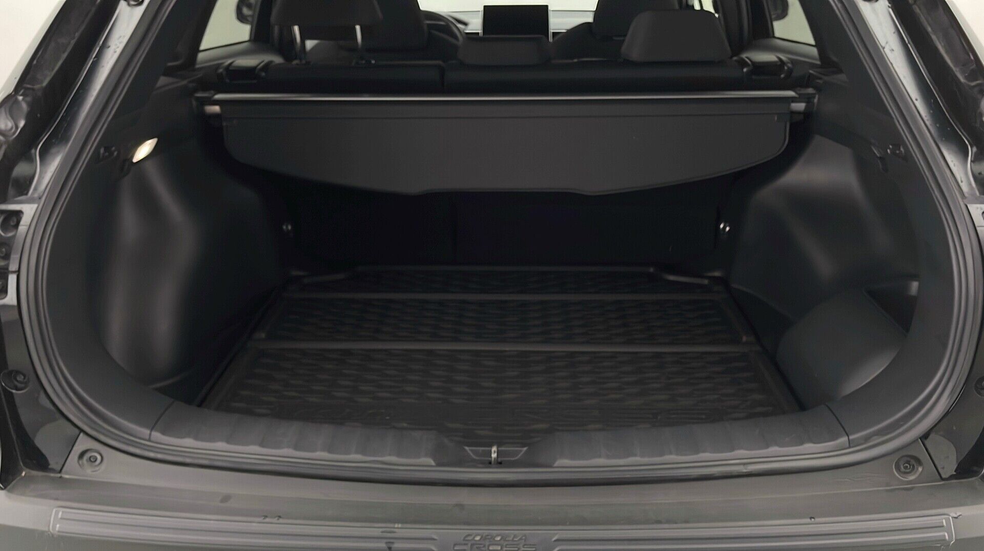 Billede af Toyota Corolla Cross 2,0 Hybrid Style Comfort E-CVT 197HK 5d Aut.